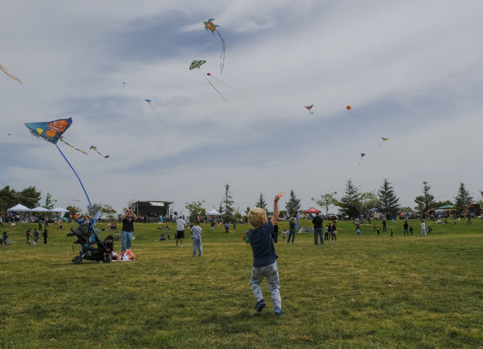 041518 Family Kite Fest 09.jpg